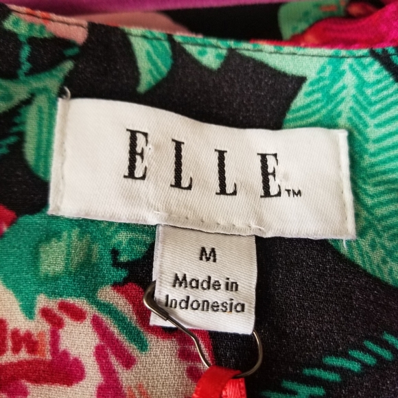 Elle Popover Floral Dress - Picture 4 of 8